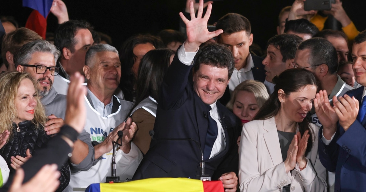 після підрахунку всіх голосів перемагає проєвропейський кандидат Нікушор Дан