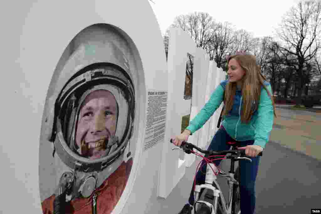 In 2016, an installation featuring Gagarin&#39;s famous quote of &ldquo;Let&rsquo;s go!&rdquo; during liftoff was constructed in Gorky Park in Moscow.