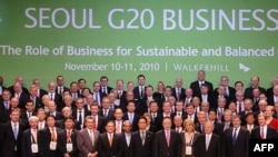 South Korea -- Heads of business pose for a family photo during a 'Green Growth' session of the G20 Business summit in Seoul, 11Nov2010
