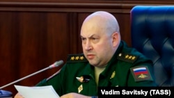 Russia -- Russian Colonel General Sergei Surovikin, the commander of Russian forces in Syria, gives a briefing on the situation in Syria, in Moscowm JUne 9, 2017