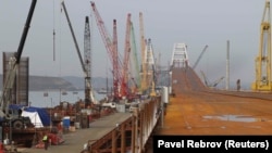 Крим, будівництво Керченського мосту, 2017 рік