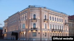 В старом Доме писателей теперь живут туристы