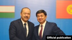 Абдулла Арипов менен Мухаммедкалый Абылгазиев. 