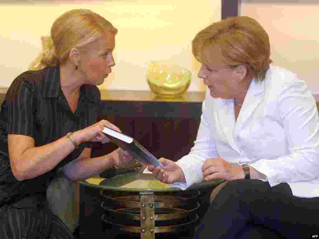 Nemačka kancelarka Angela Merkel susrela se sa Ružicom Đinđić, Beograd, 23.08.2011. Foto: AFP / Alexa Stanković 