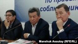 Участники пресс-конференции международной конференции «Историческое и международное значение Декабрьского (1986) восстания в Казахстане». Алматы, 15 декабря 2016 года.