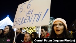 Studenții au protestat pentru justiție și împotriva „hoției”.