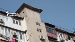 Evdən çıxmayan köçkünlərdən kirayə pulu tələbi