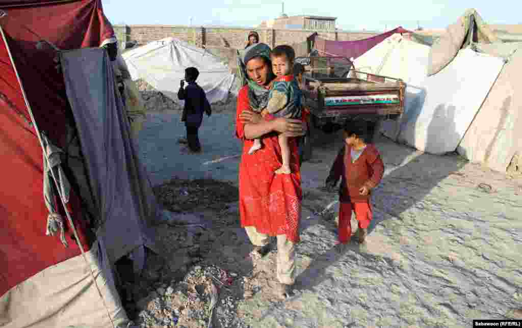 Afghanistan-Kabul International Children's Day 2012: Afghan children Daily life in Kabul.