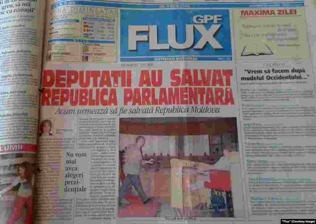 &quot;Flux&quot;, 6 iulie 2000, trecerea la republică parlamentară