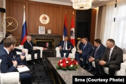 Sastanak predsjednika RS Siniše Karana (desno) sa zamjenikom ministra vanjskih poslova Rusije Aleksandrom Gruškom (lijevo), Banjaluka, 21. april 2026.