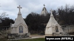 Братське меморіальне кладовище, Севастополь, ілюстраційне фото