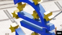 A euro currency sign outside the European Central Bank in Frankfurt