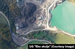 Ustupljena fotografija rudnika, na kome se vidi i akumulacija vode