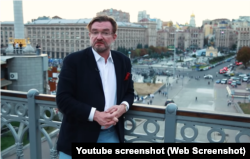 Кадр из фильма «Понауехавшие», Евгений Киселев