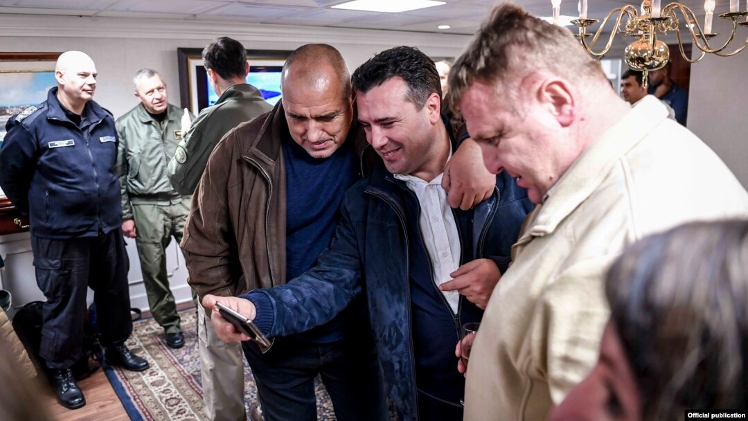 Премиерите Бојко Борисов и Зоран Заев пред неколку дена го посетија американскиот носач на авиони „Хари С. Труман“ 