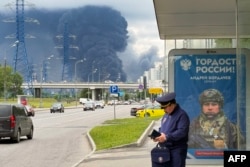 Московский НПЗ горит после украинского удара, 18 июня 2026 года