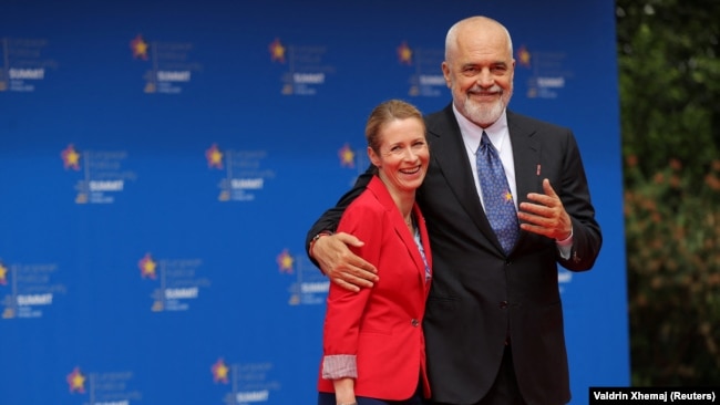Kryeministri i Shqipërisë, Edi Rama, dhe shefja e politikës së jashtme të BE-së, Kaja Kallas.