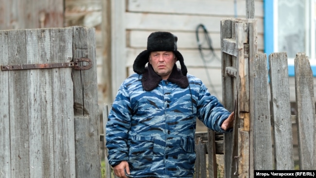 Игорь Петров
