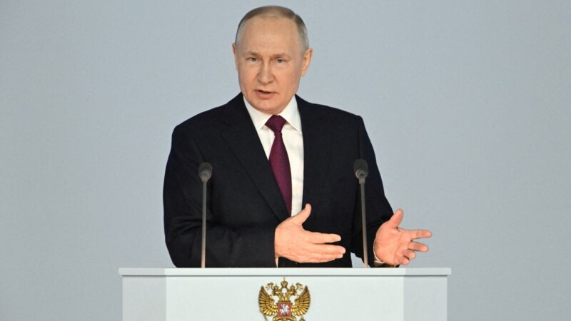 Putin optužio NATO da  učestvuje u sukobu u Ukrajini 