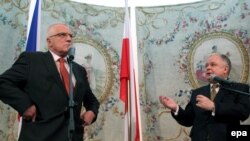 Чехия и Польша (на снимке президенты двух стран) одобрили предложение Вашингтона в принципе