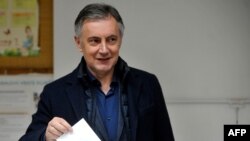  Miroslav Skoro, cântăreț și politician, într-o fotografie de anul trecut când a candidate la prezidențiale