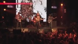 Хрупкий человек в больших очках. Десять лет со смерти Егора Летова (видео)