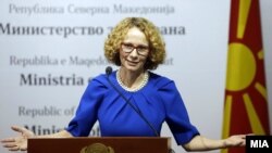 Радмила Шекеринска