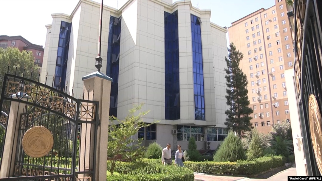 Здание Таможенной службы Таджикистана в городе Душанбе