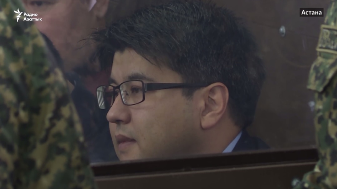 Жыныстық қатынас баласы анасын әкесімен азаптап жыныстық қатынас арқылы ұрды