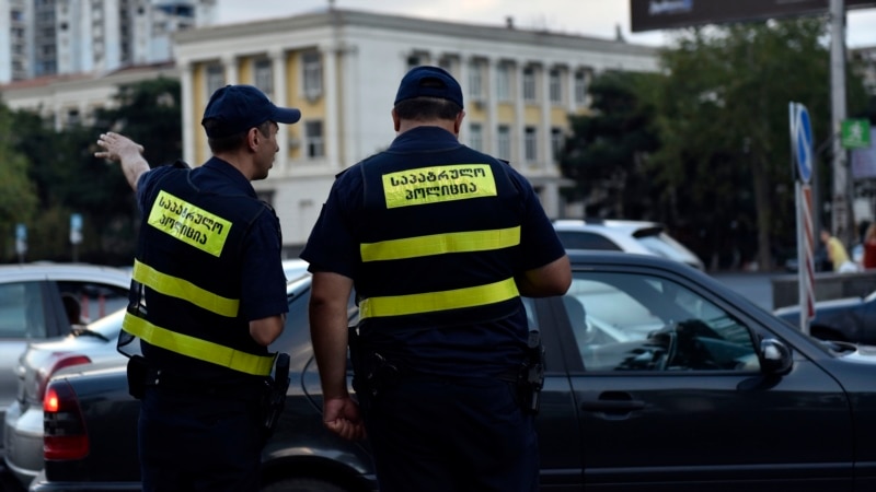 В туристических зонах Тбилиси с сегодняшнего дня начнет дежурить пеший патруль