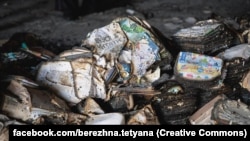 За даними Тетяни Бережної, на об’єкті, який вона відвідала, внаслідок попередньої російської атаки згоріли 8 мільйонів книжок, серед яких понад 620 тисяч підручників