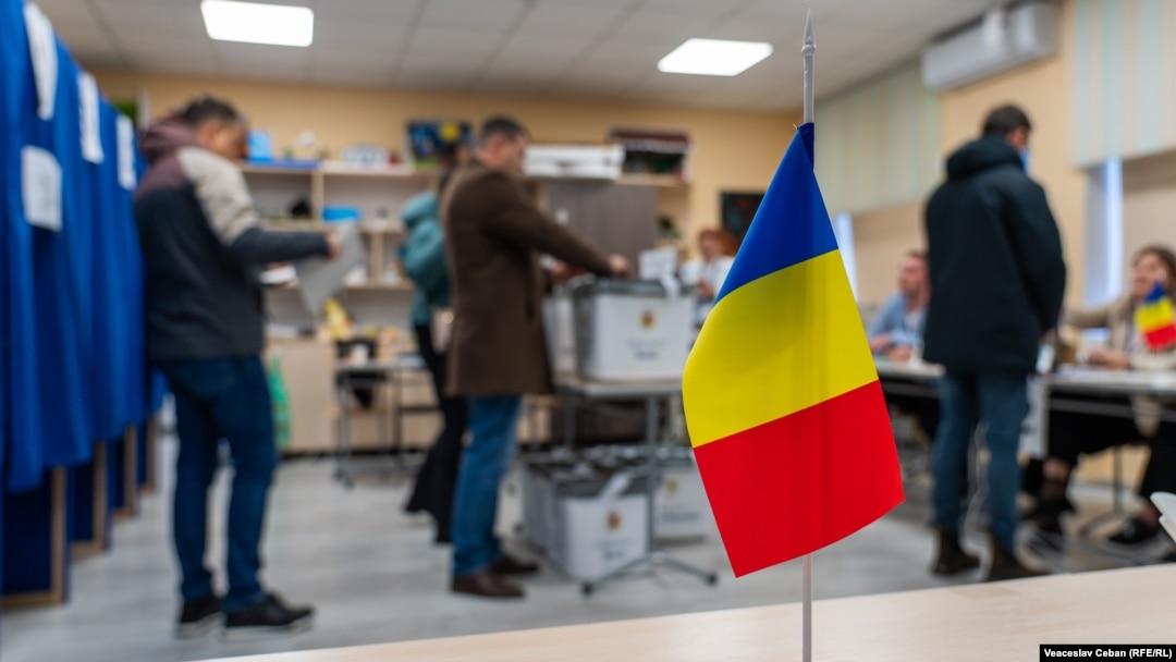 Pe 6 decembrie 2024, judecătorii Curții Constituționale anulau turul al doilea al alegerilor, pe motiv că procesul ar fi fost viciat pe toată desfășurarea lui.