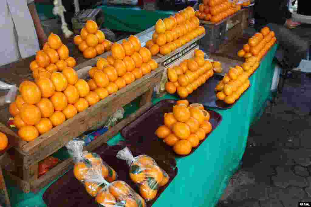 Дар орзуи арзонӣ #93