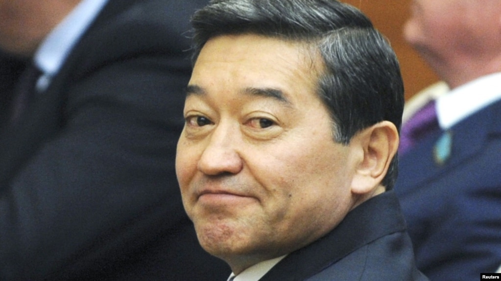 Serik Ahmetovtiñ prem'er-ministr kezinde tüsken sureti. Astana, 24 qırküyek 2012 jıl. 