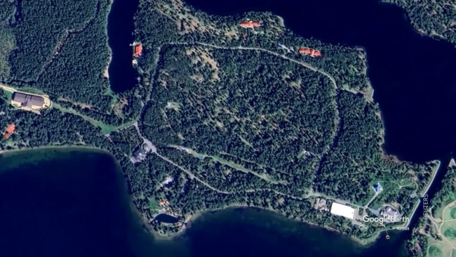 Дальше от мира?