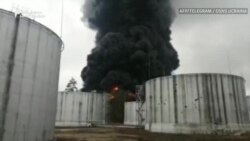 Un depozit de petrol din Chernihiv a luat foc după ce a fost bombardat