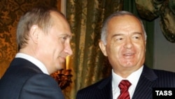 Орусиянын президенти Владимир Путин менен Өзбекстандын мурдагы президенти, маркум Ислам Каримов. 