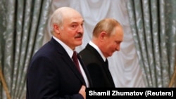 Ruski predsjednik Vladimir Putin i predsjednik Bjelorusije Aleksandar Lukašenko u Moskvi, 9. septembar 2021.
