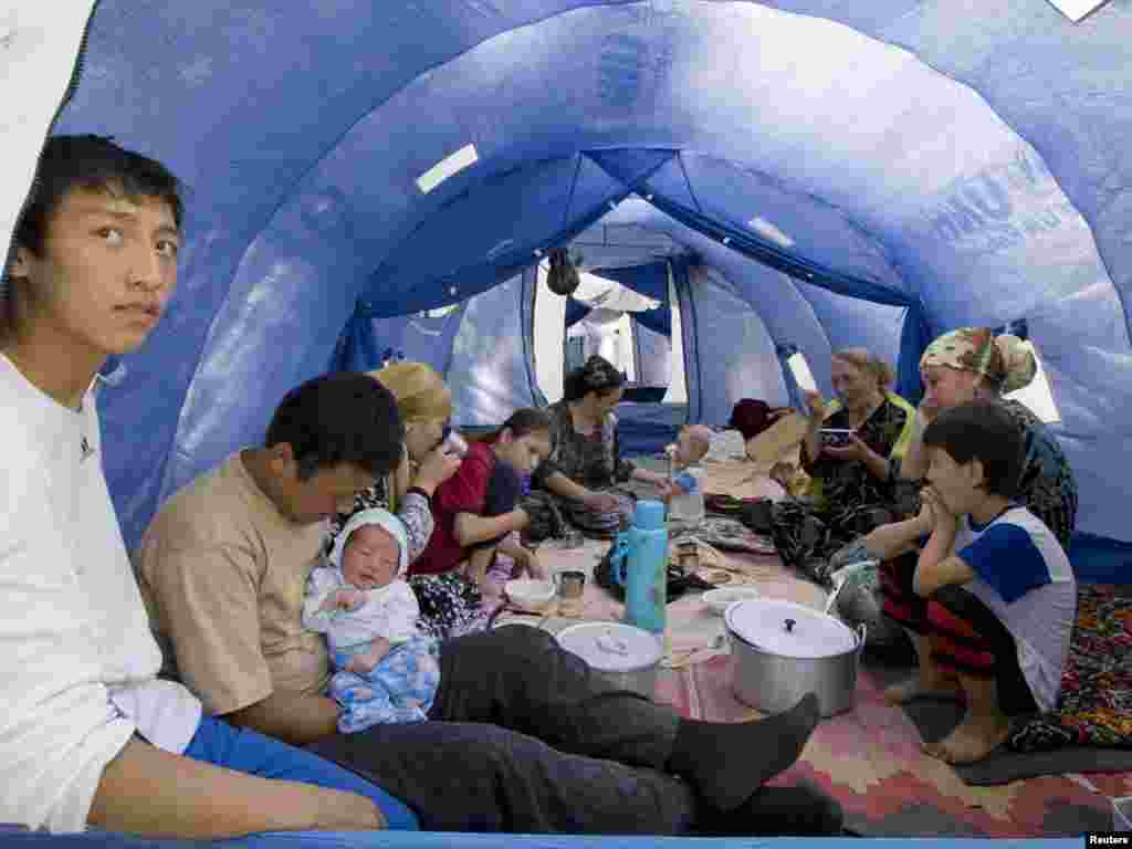 Қочқинлар лагери.