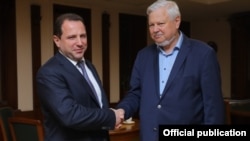 Давид Тоноян (слева) и Анджей Каспшик