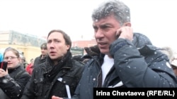 Russia -- Boris Nemtsov, political schrovetide (carnival), maslenitsa on Revolution square against dishonest elections and Putin, Moscow, 26Feb2012