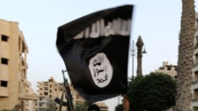 نبرد در عمان؛ مهاجمان انتحاری گروه داعش بر یک مسجد حمله کردند
