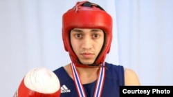 Анвар Юнусов, 24-летний боксер Таджикистана