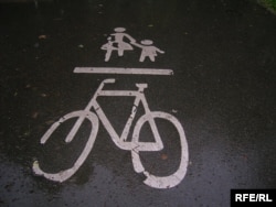 Federația Bicicliștilor din România luptă pentru adoptarea Legii Bicicletei.