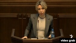 სახალხო დამცველი ნინო ლომჯარია