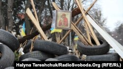 Барикада біля Львівської ОДА, 16 лютого 2014 року