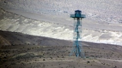 Türkmenistanyň çägindäki serhet diňi (arhiw suraty)