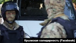 Російські силовики прийшли з обшуками до Едема Дудакова (фото ілюстративне)