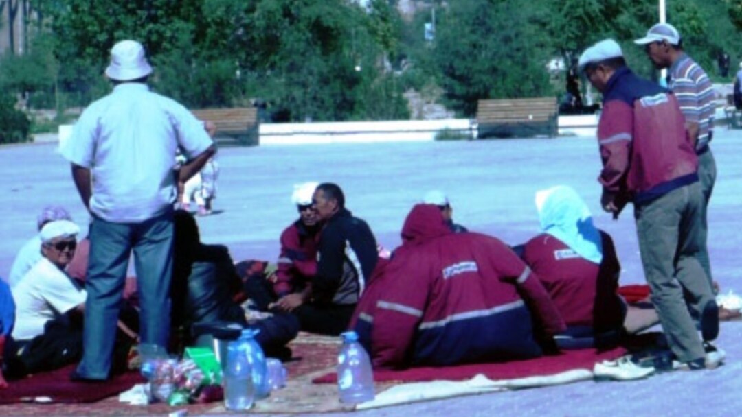 Электр тогы бар пенис мастурбаторын қалай жасауға болады