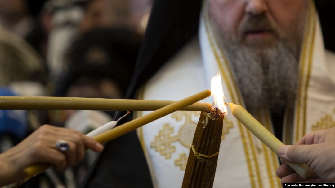 Reprezentanții a 13 culte religioase din România, în frunte cu Biserica Ortodoxă Română, au solicitat Ministerului Educației ca Religia să fie inclusă printre materiile opționale de la Bacalaureat.